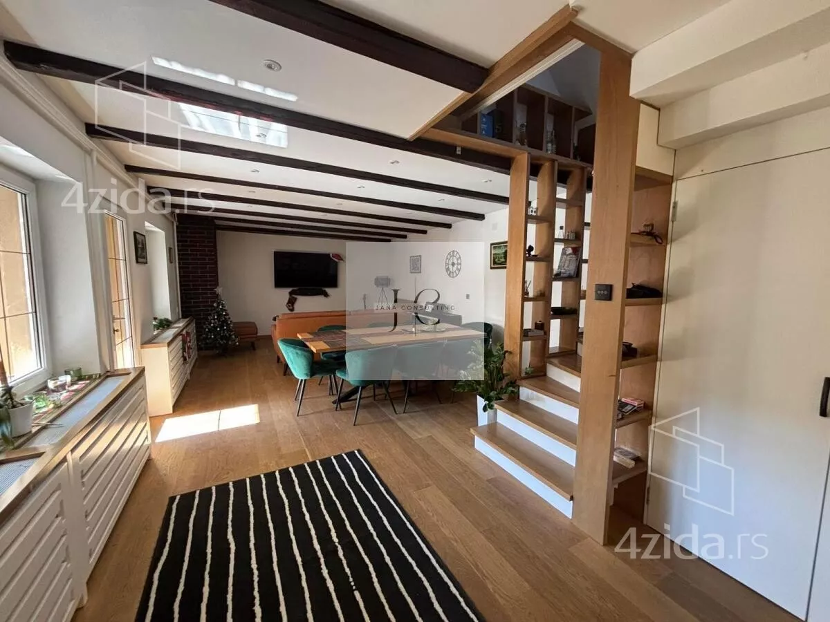 Petosoban stan | 4zida