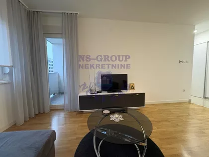 Bulevar Patrijarha Pavla (Somborski Bulevar) | 4zida.rs