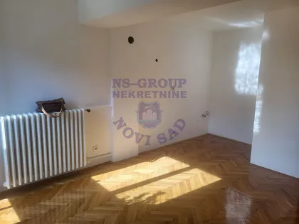 Železnička stanica | 4zida.rs