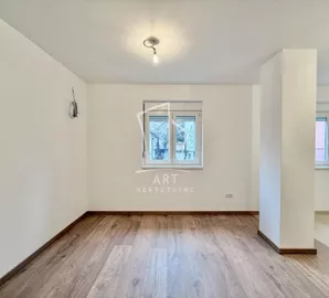 Južni Bulevar, Vračar, Beograd, 2.5 stan | 4zida.rs