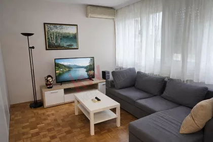 Karlovačka | 4zida.rs