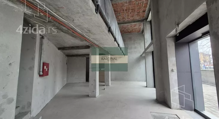 Poslovni prostor | 4zida