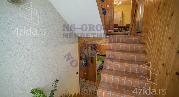 4-etažna kuća | 4zida