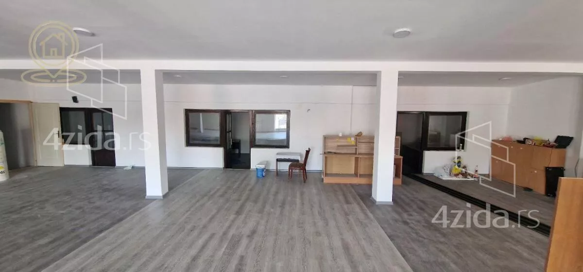 Poslovni prostor | 4zida