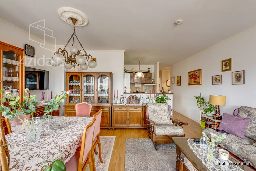 Troiposoban stan | 4zida