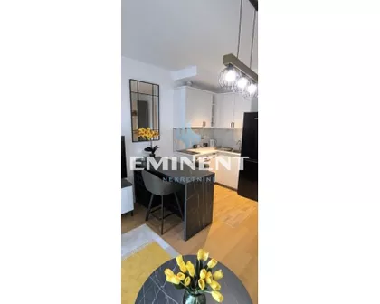 Milana Rakića | 4zida.rs