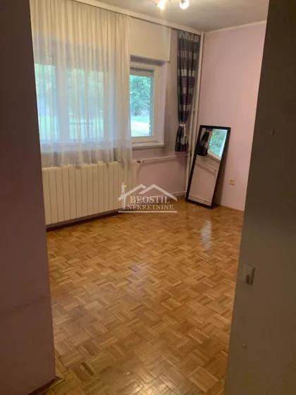 Vespučijeva | 4zida.rs