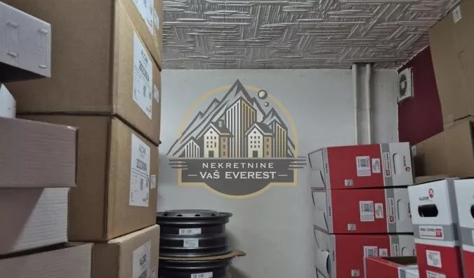 Poslovni prostor | 4zida