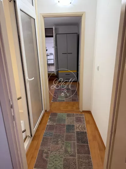 Sitnička | 4zida.rs