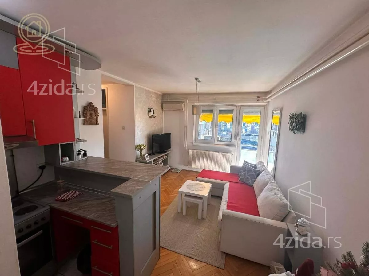 Jednoiposoban stan | 4zida