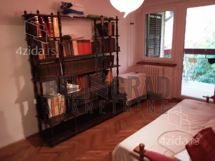 Četvoroiposoban stan | 4zida