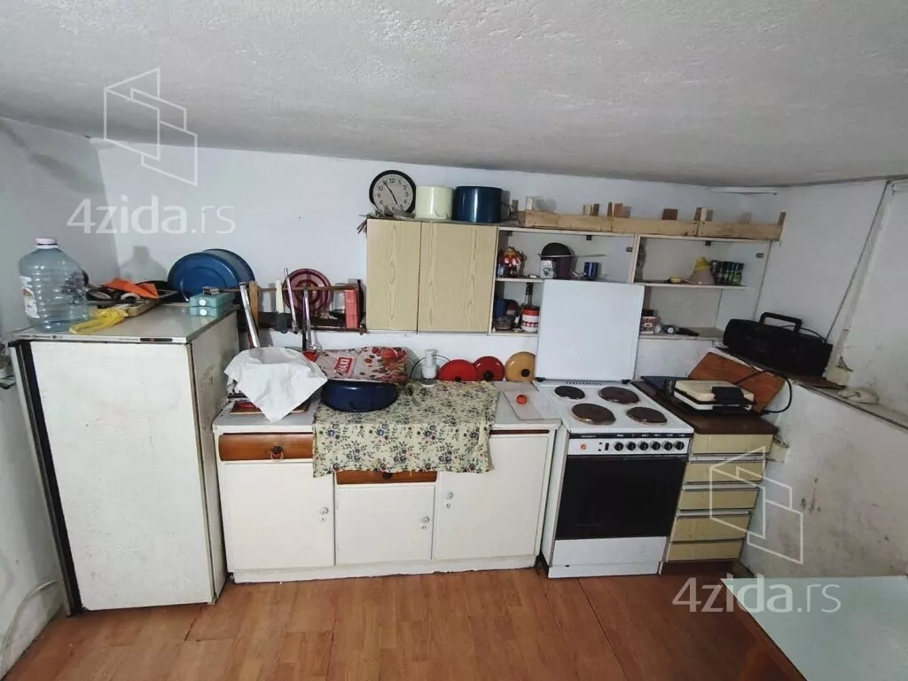 3-etažna kuća | 4zida