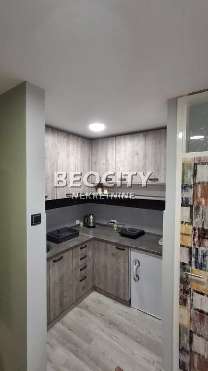 Bulevar oslobođenja | 4zida.rs