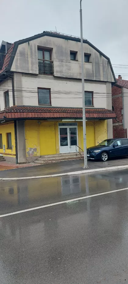 Prvomajska | 4zida.rs