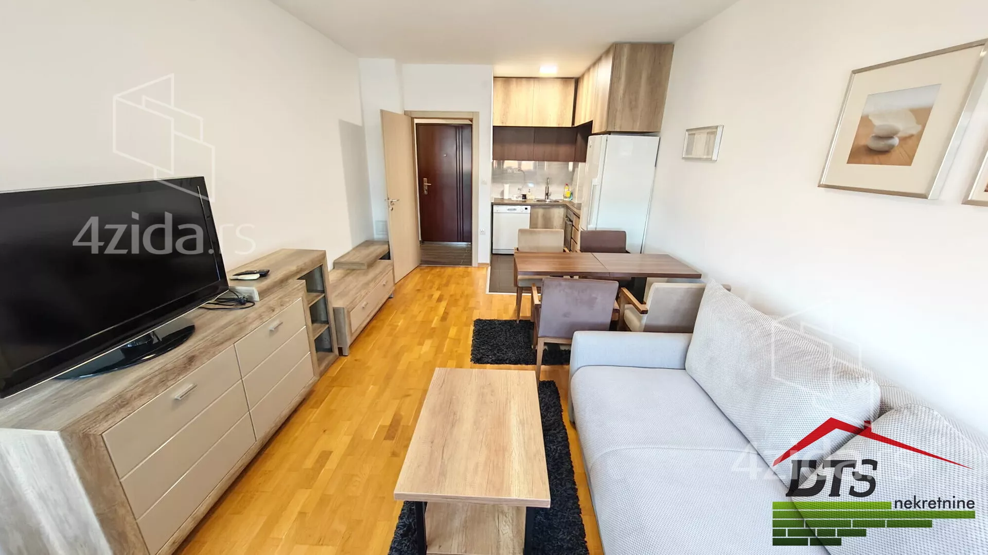 Jednoiposoban stan | 4zida