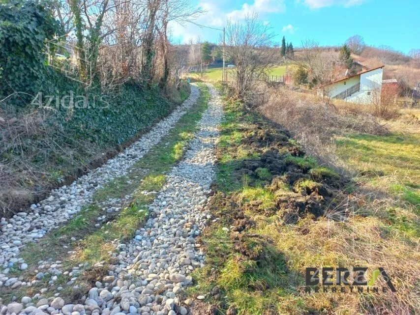 Plac | 4zida