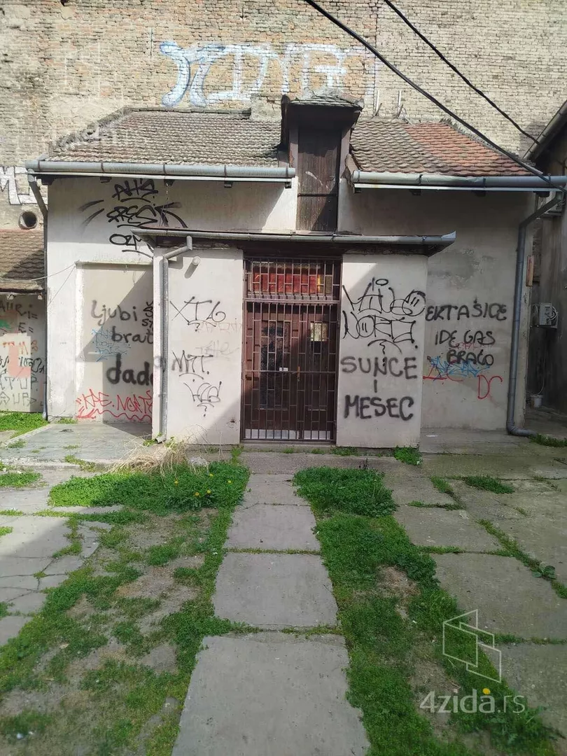 Poslovni prostor | 4zida