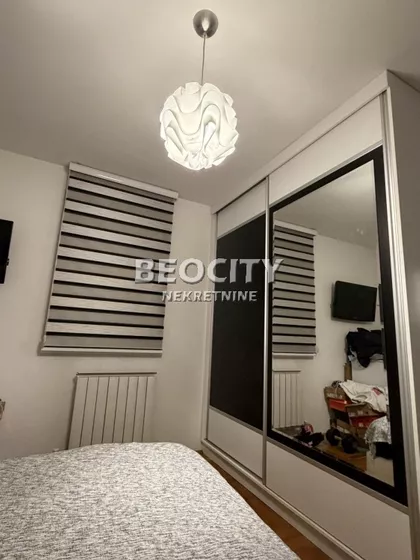 Učitelja Mihailovića | 4zida.rs