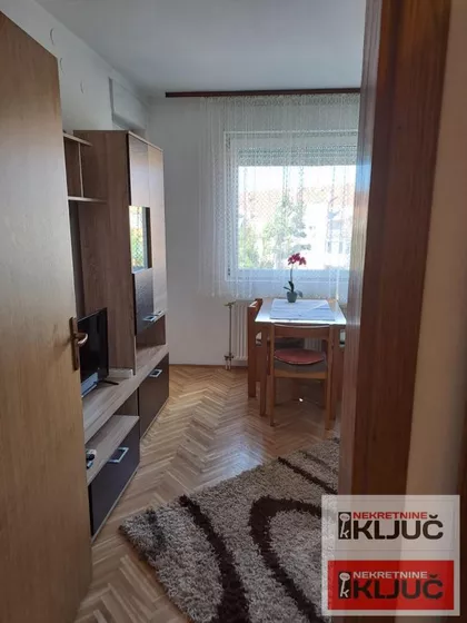 Železnička stanica | 4zida.rs