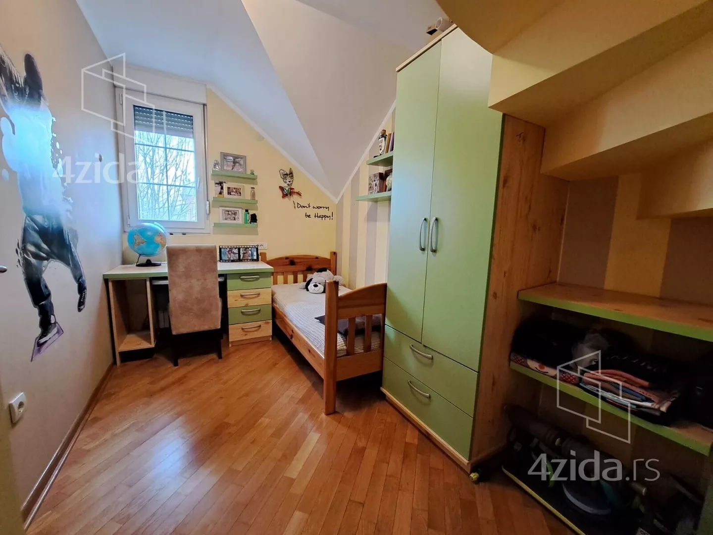 Petosoban stan | 4zida