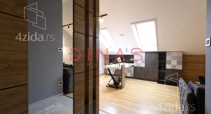 Petosoban stan | 4zida