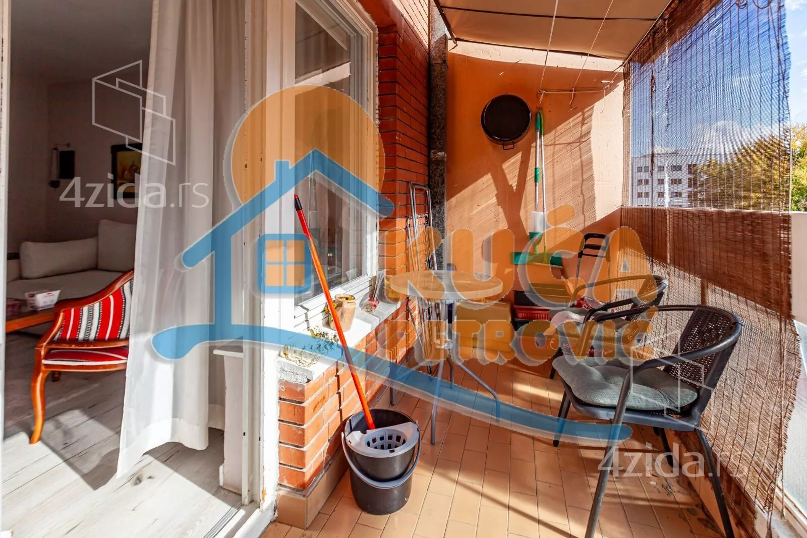 Troiposoban stan | 4zida