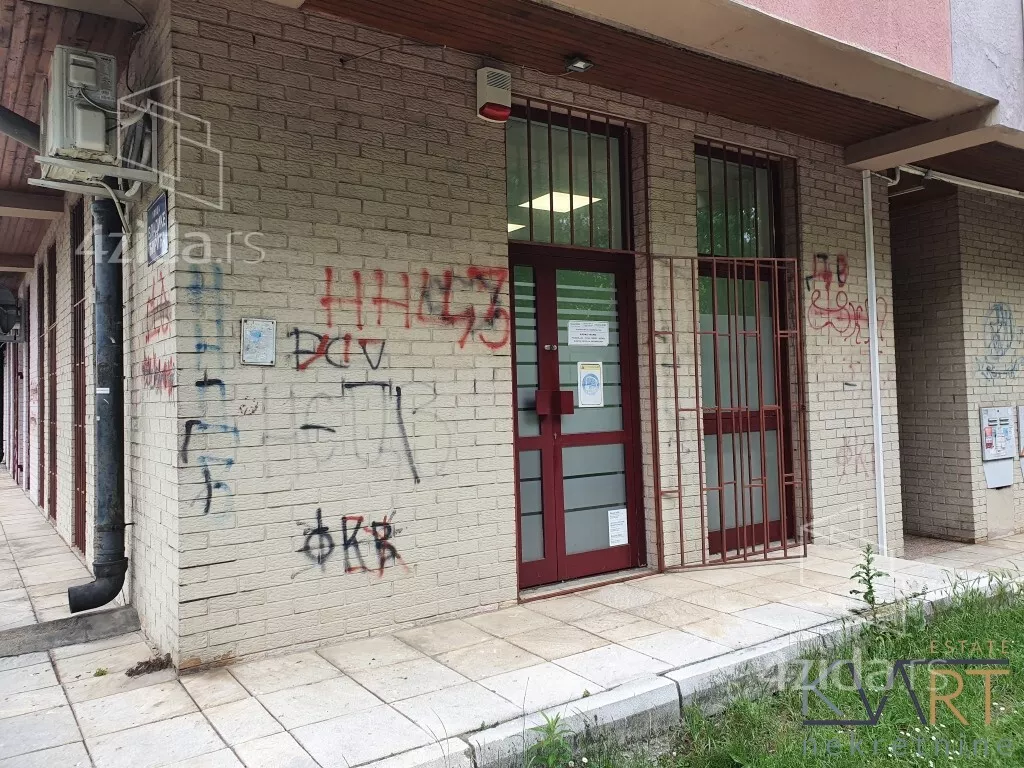 Poslovni prostor | 4zida