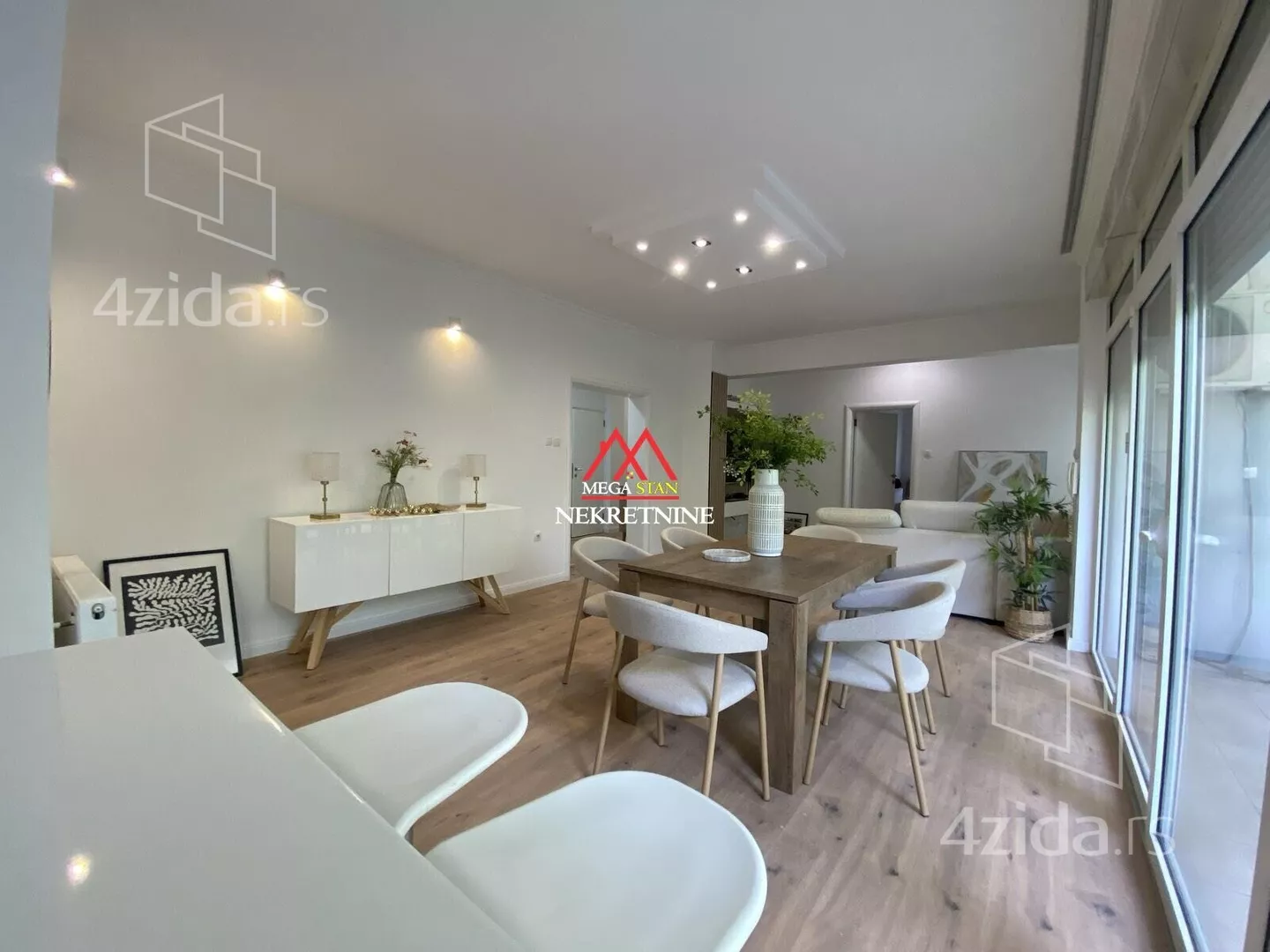 Četvorosoban stan | 4zida