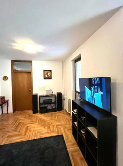 Darvinova | 4zida.rs