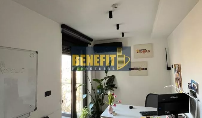 Poslovna zgrada | 4zida