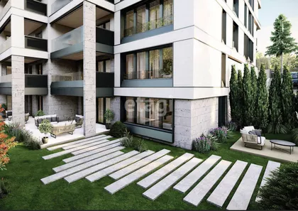 Miće Orlovića | 4zida.rs