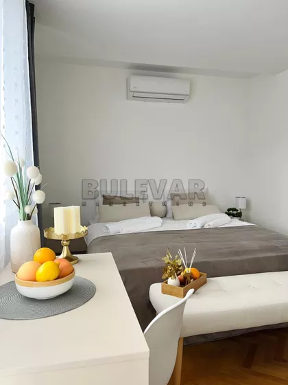 Bulevar svetog cara | 4zida.rs