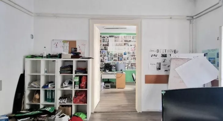 Šestosoban stan | 4zida