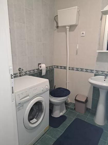 Pavla Papa | 4zida.rs