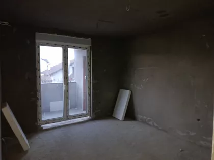 Lipov Gaj | 4zida.rs