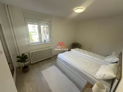 Episkopa Visariona | 4zida.rs