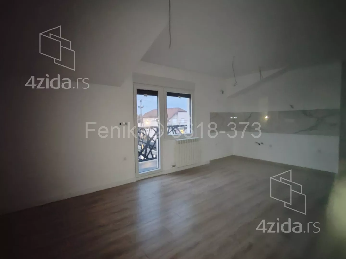 Dvoiposoban stan | 4zida