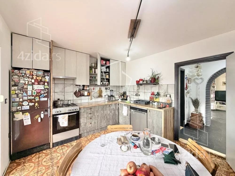 4-etažna kuća | 4zida