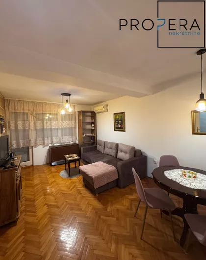 Rentgenova | 4zida.rs