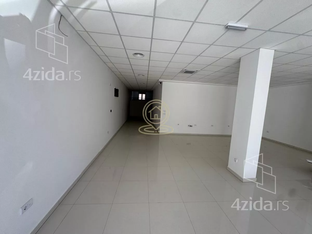 Lokal | 4zida