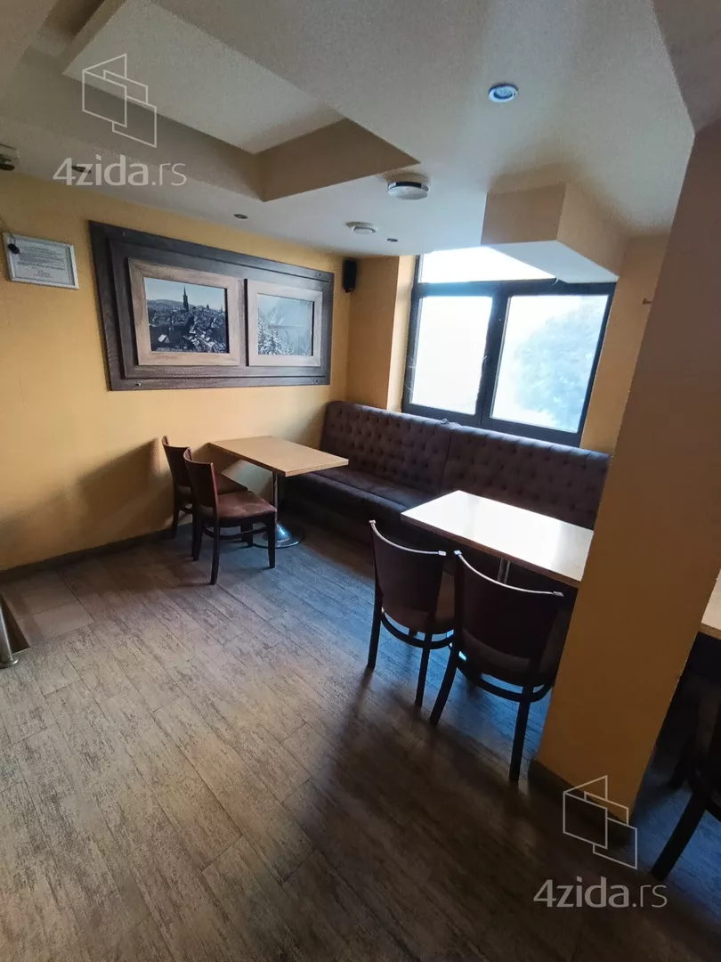 Poslovni prostor | 4zida