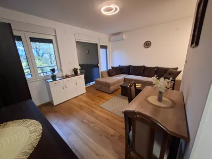 Nemanjina | 4zida.rs