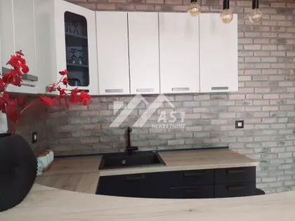 Janka Čmelika | 4zida.rs