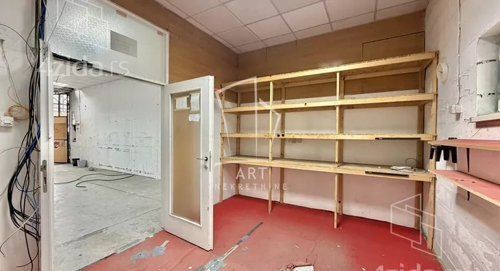 Poslovni prostor | 4zida