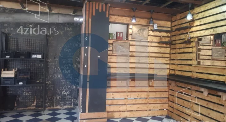 Lokal | 4zida