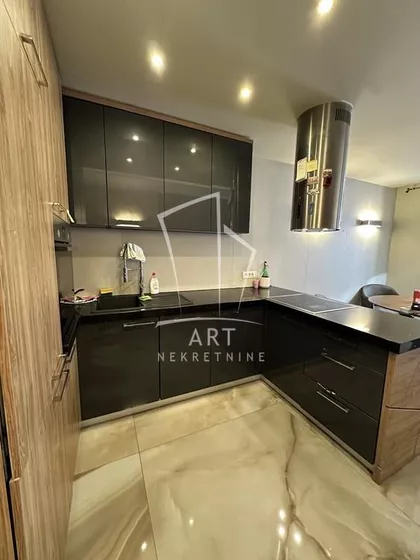 Vojvode Savatija | 4zida.rs