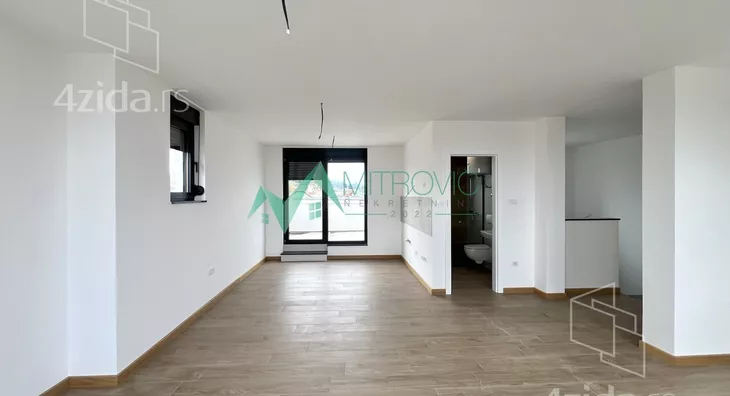 Petosoban stan | 4zida