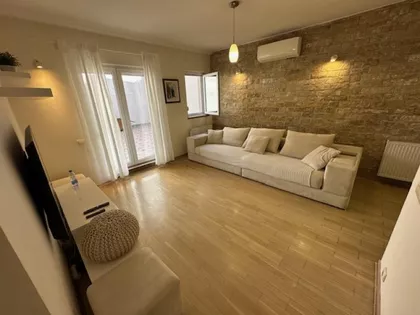 Marulićeva-Trosoban-68m2+terasa 100m2-Garaža | 4zida.rs