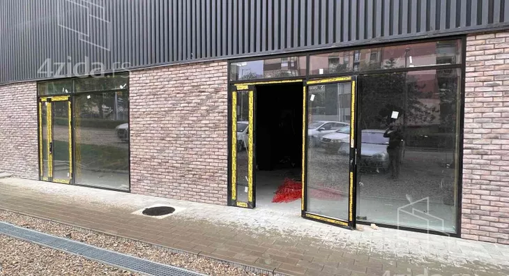 Poslovni prostor | 4zida