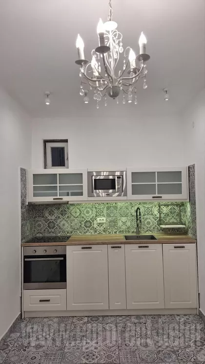 HILANDARSKA OKOLINA | 4zida.rs